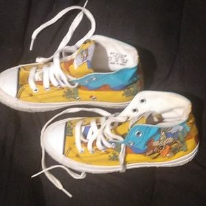 VINTAGE, KEDS SIZE 4.5, LOONEY TUNES HIGH TOPS 1994. NEVER WORN.